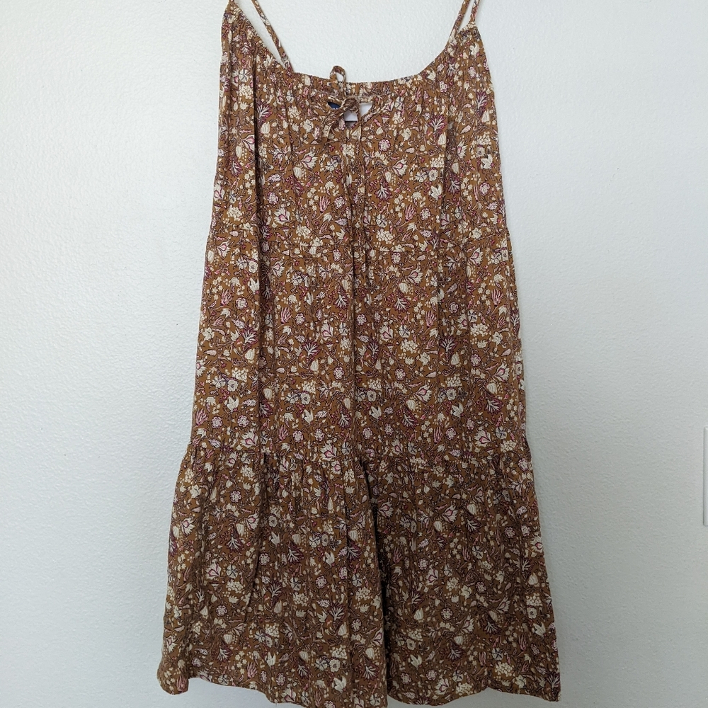 Dress - Picture 3 of 6